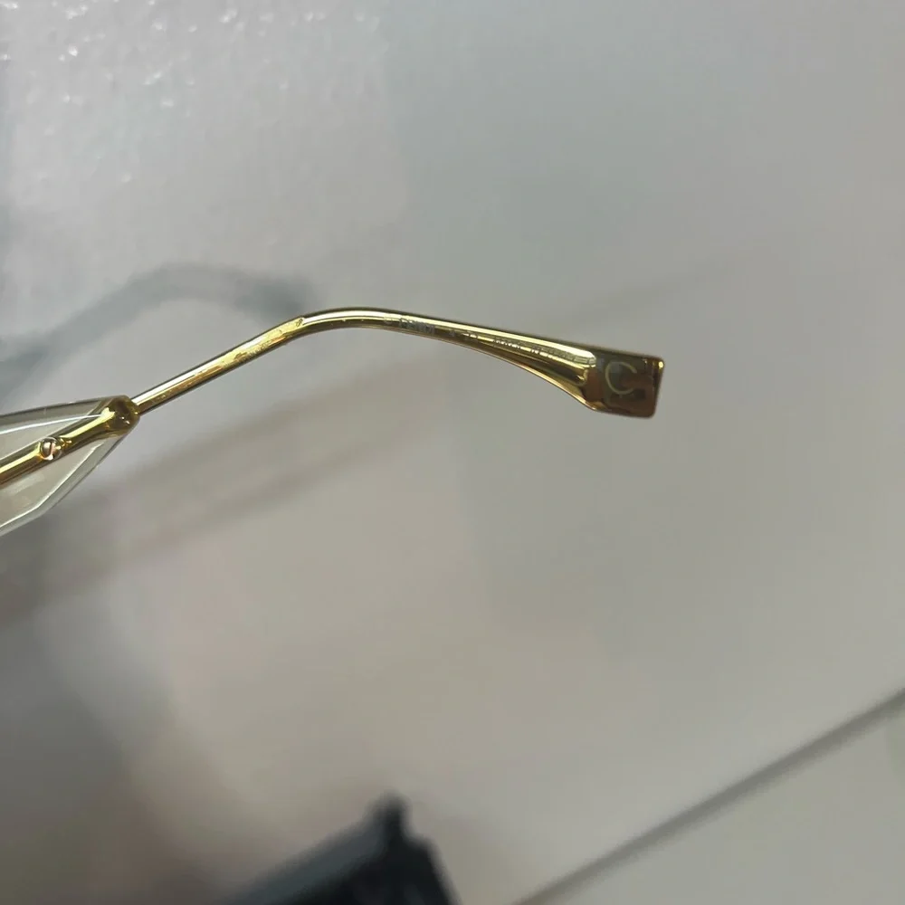 Fendi Sunglasses. NEW - Picture 3 of 8